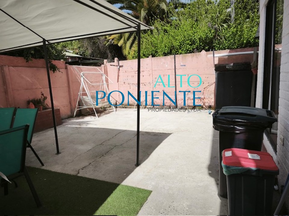 Insuperable ubicación, calle Baquedano,casa aislada en Condominio.