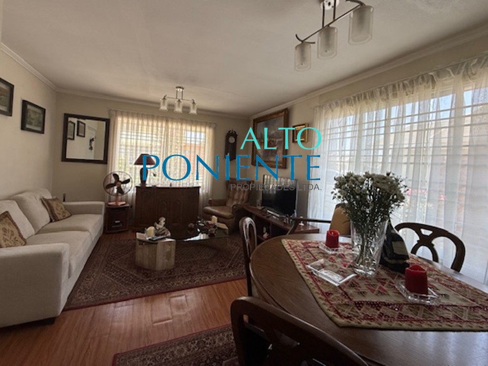 Exclusiva Residencia en Condominio La Campana, Limache.