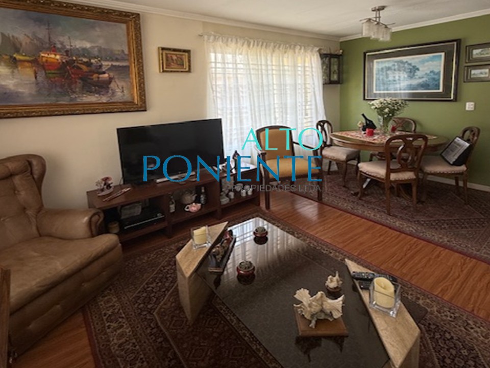 Exclusiva Residencia en Condominio La Campana, Limache.