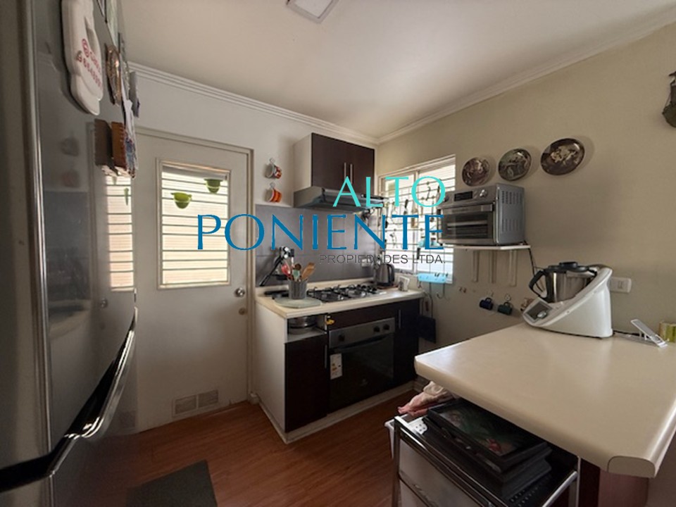 Exclusiva Residencia en Condominio La Campana, Limache.