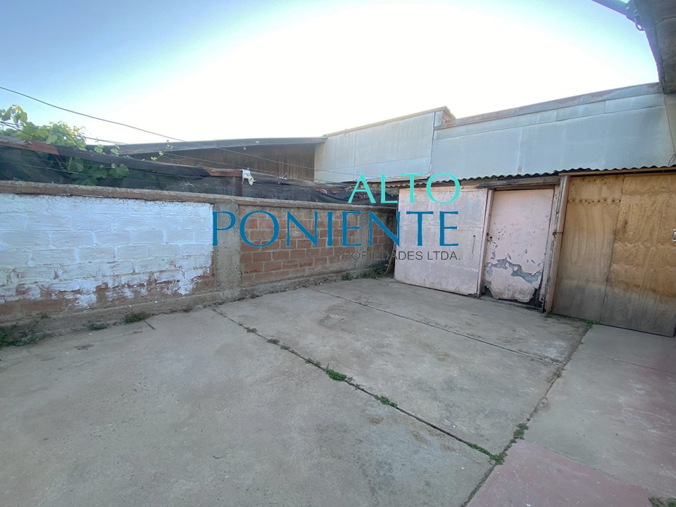 Cómoda casa frente a Estadio Ocaranza.