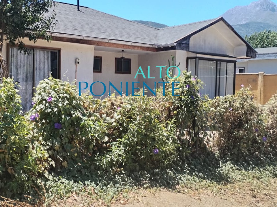 Amplia Casa en Olmué con Gran Terreno y Bodega