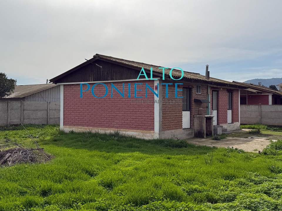 Amplia Casa con Gran Terreno en Calbuco, Limache