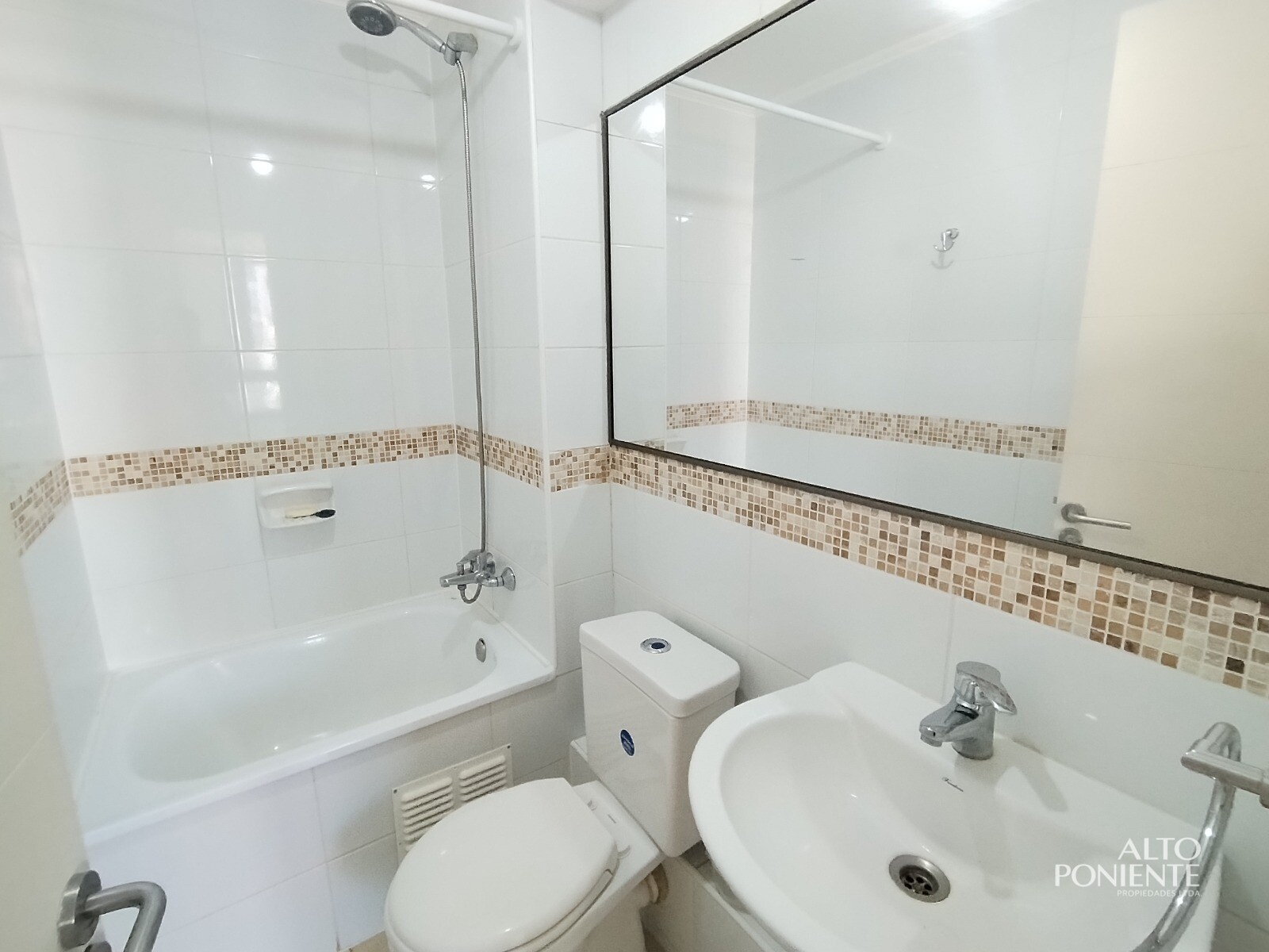 WhatsApp Image 2026-10-30 at 11.56.15 AM (1) DEPARTAMENTO EN VENTA EN CONDOMINIO ALTOS DE SAN FRANCISCO II, LIMACHE!