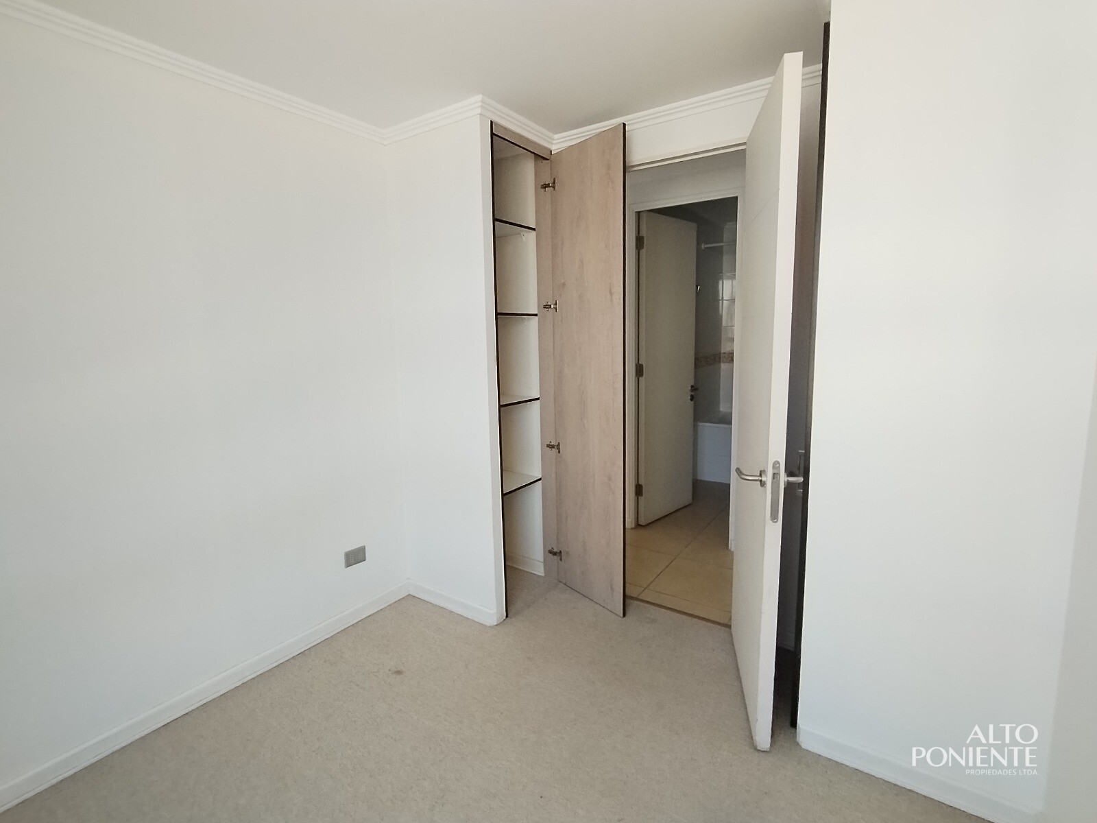 WhatsApp Image 2026-10-30 at 11.56.15 AM (3) DEPARTAMENTO EN VENTA EN CONDOMINIO ALTOS DE SAN FRANCISCO II, LIMACHE!